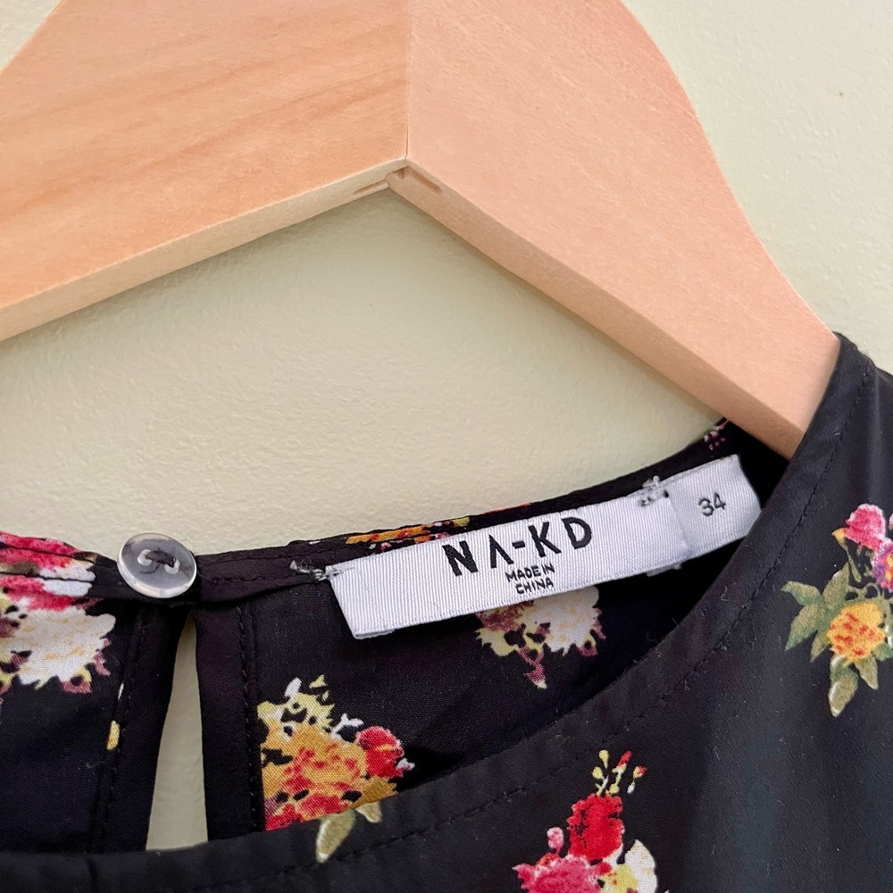 NA-KD Black Flounced Floral Chiffon Dress Size 34 (S) BohoStyle RomanticFemme - Picture 6 of 8